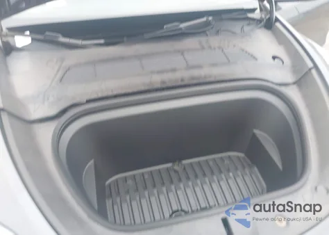 2023 Tesla Model Y Rwd z USA, uszkodzony, nr VIN 7SAYGDEDXPF944310